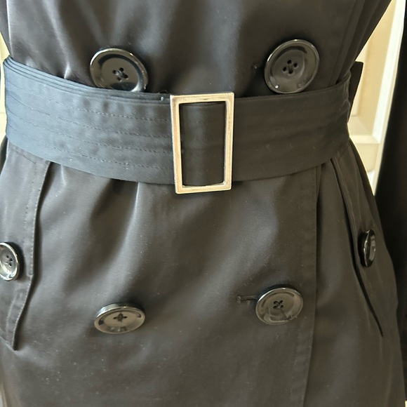 Saks Fifth Avenue Black Trench Coat with Removable Liner Size S - Picture 6 of 13